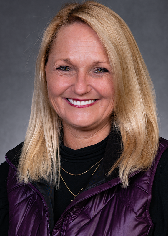 Portrait of Dawn Clements