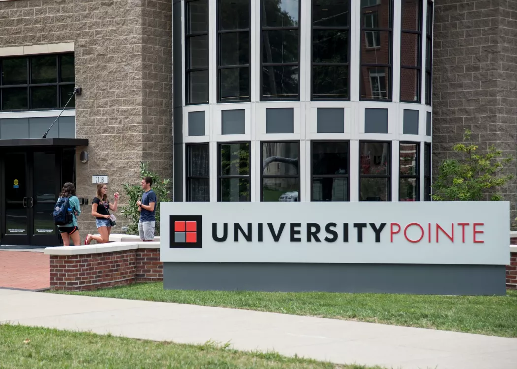 University Pointe apartments